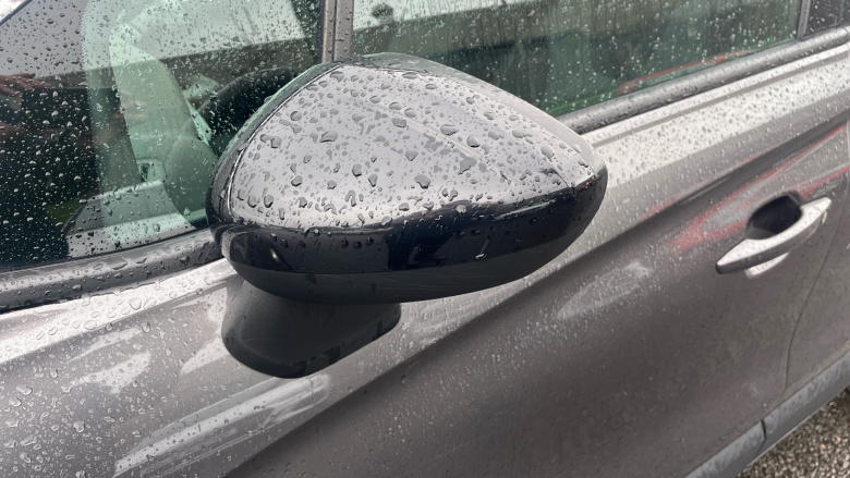 Vauxhall Crossland X 1.2T [110] SRi Nav 5dr [6 Spd] [S/S] Petrol Hatchback